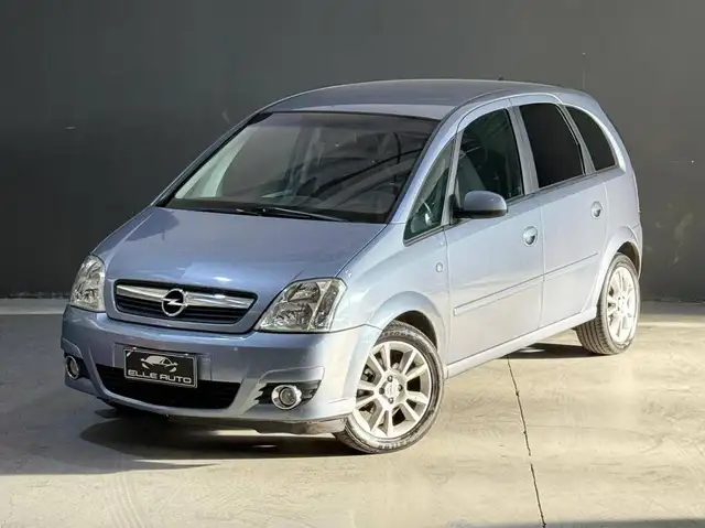 2009 Opel Meriva in Grey for sale