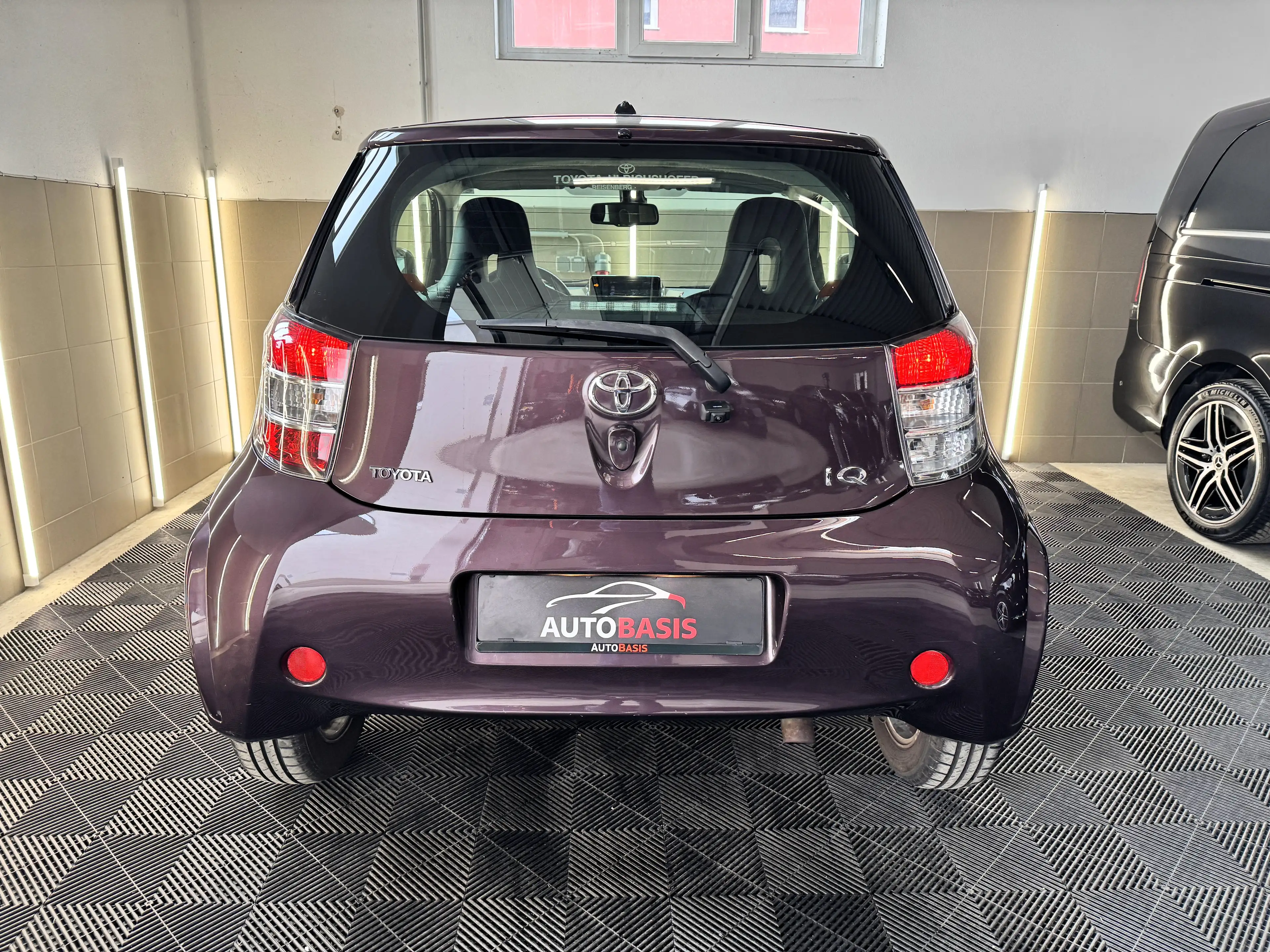 Toyota iQ iQ ² 1,33 dVVT-i Automatik Kamera/SHZ/Klima — photo 8