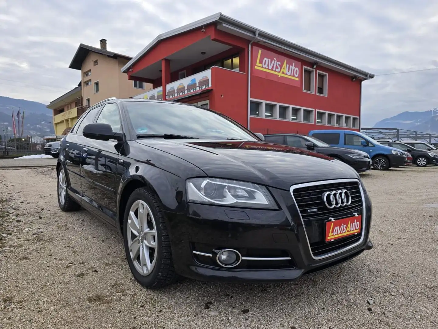 Audi A3 SPB 2.0 TDI quattro Ambiente Grijs - 1