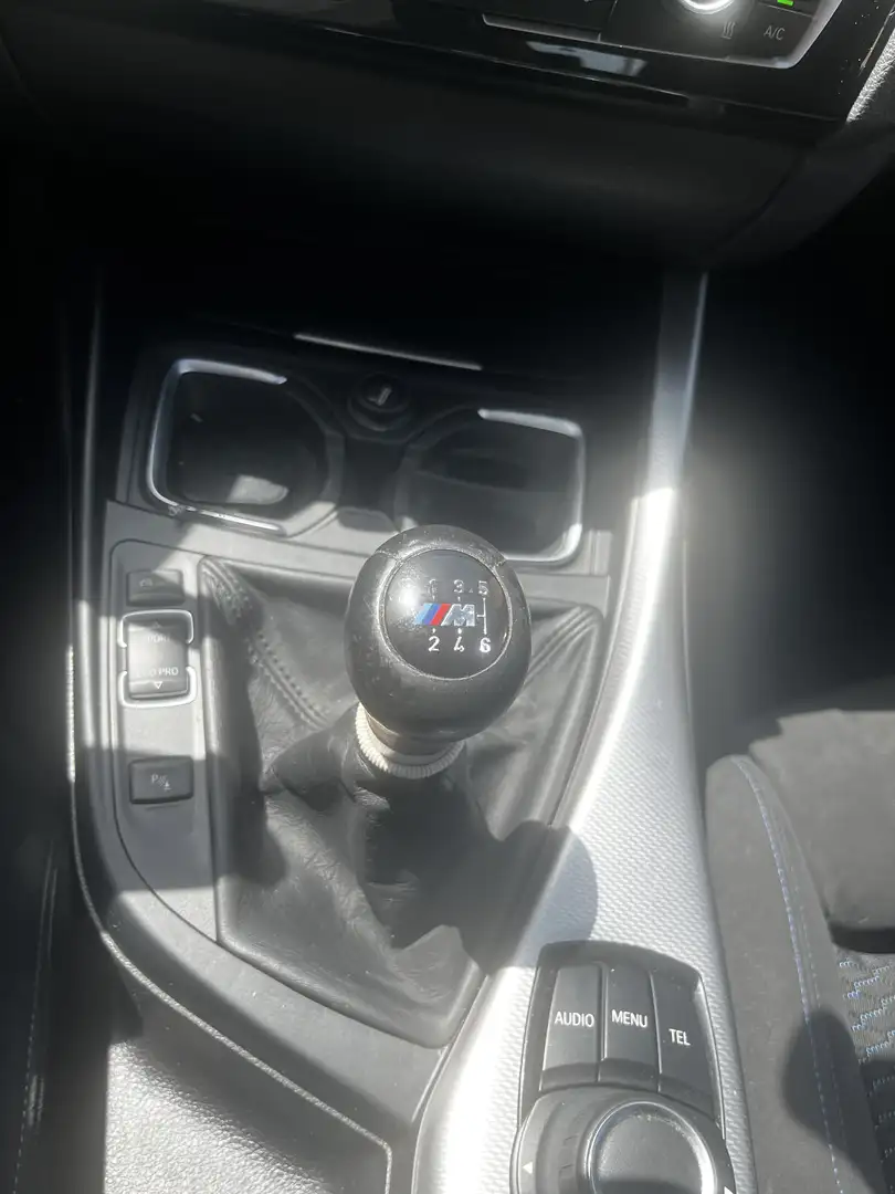 BMW 118 118d - 1