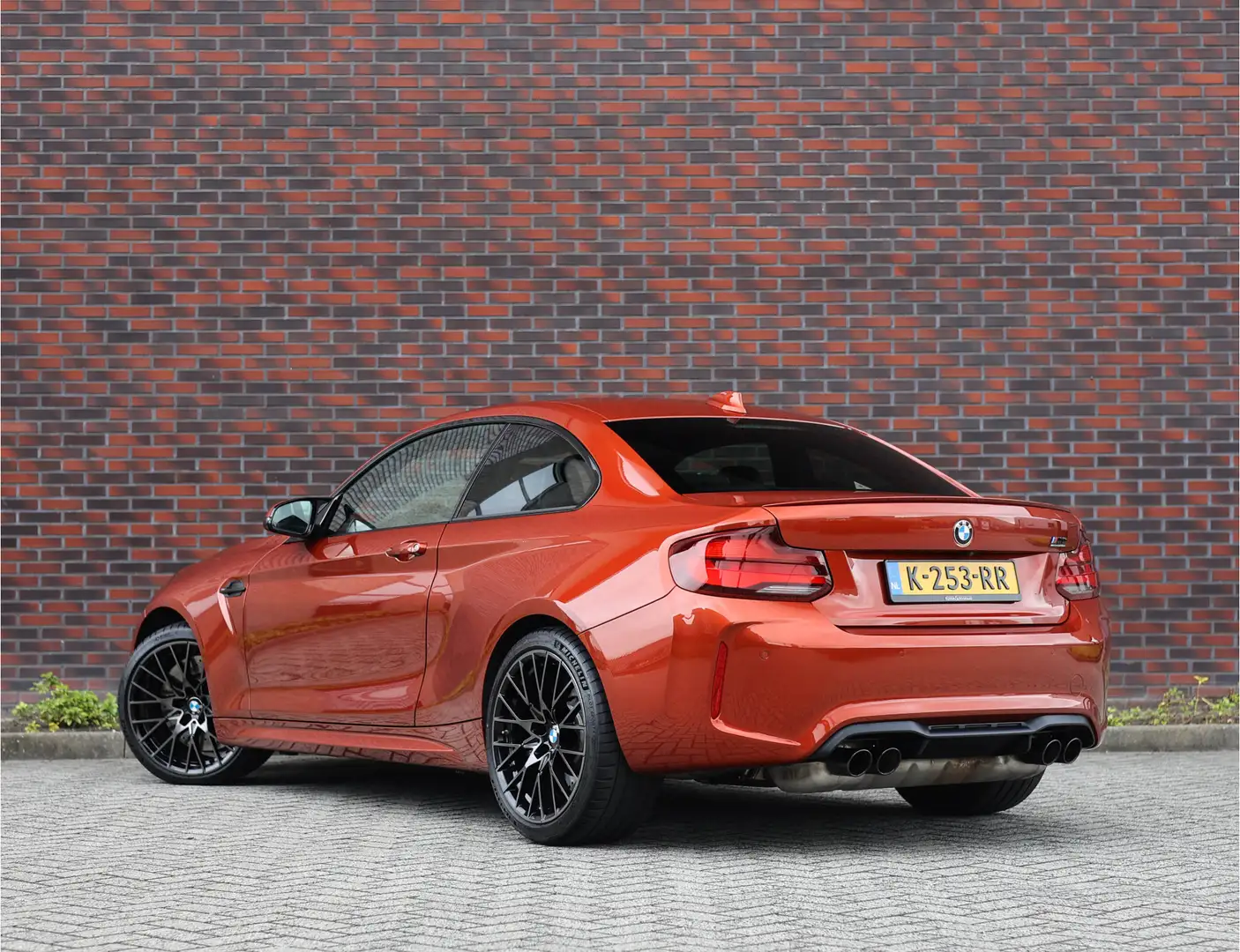 BMW M2 2-serie Coupé Competition | Camera - H&K - Dealer Oranje - 2