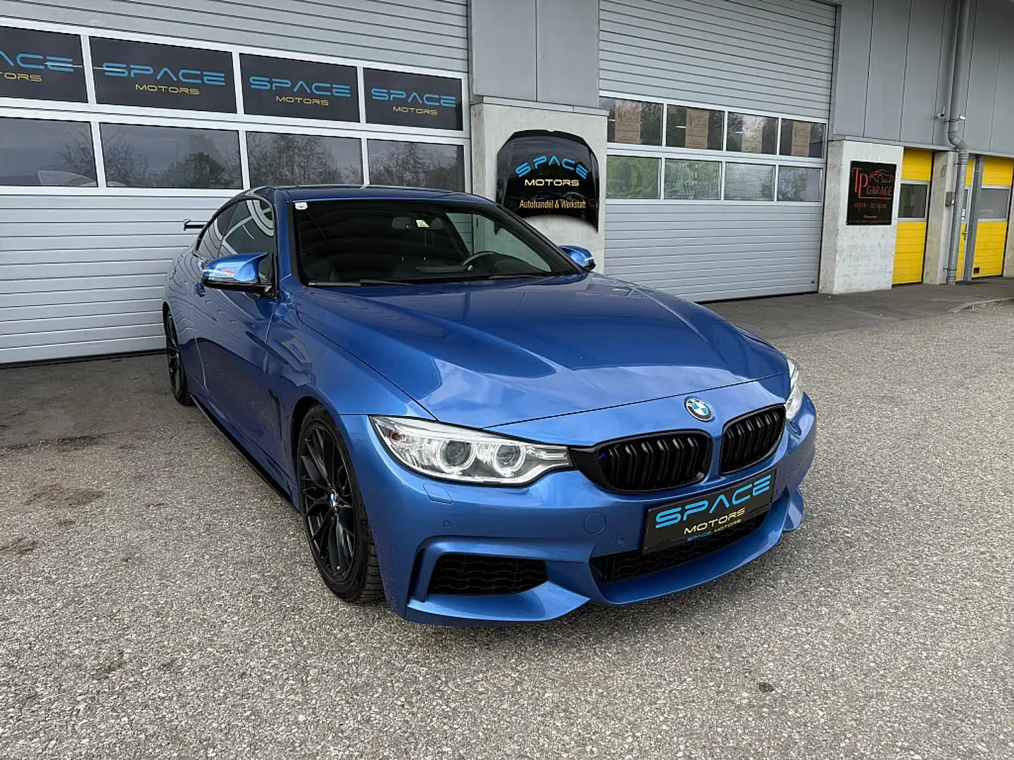 BMW 430 d Coupe Aut. Bleu - 1