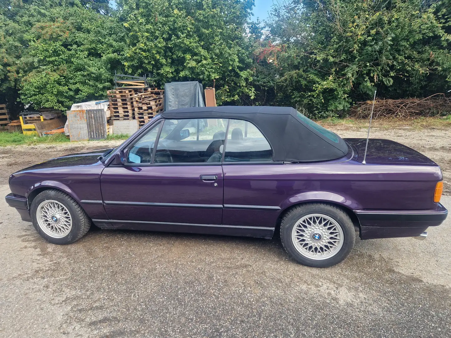 BMW 318 318i Design-Edition Violett - 2