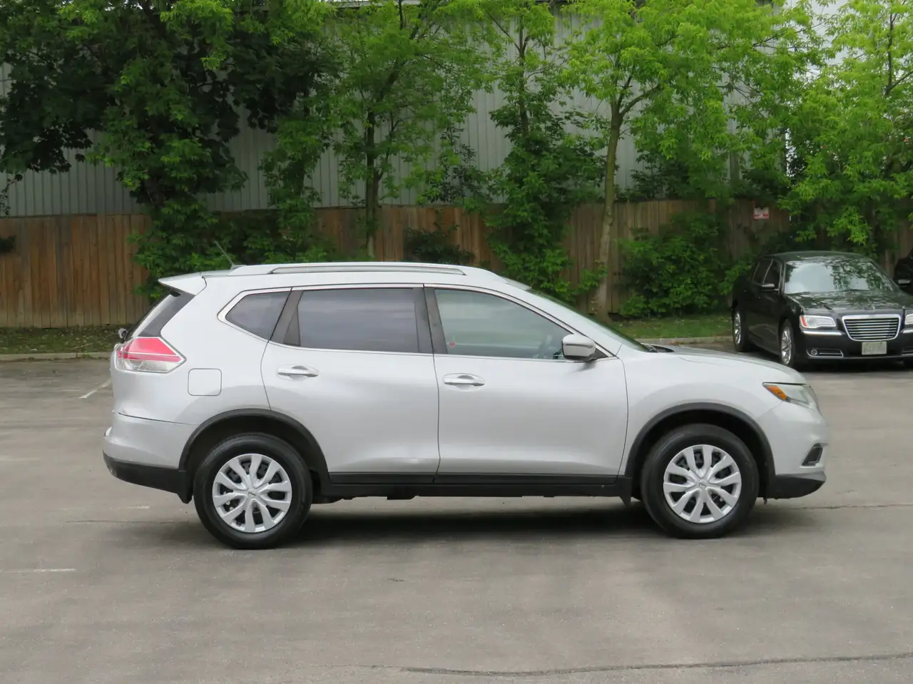 Nissan Rogue снимка Nissan Rogue