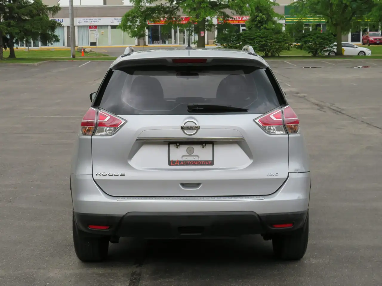 Nissan Rogue снимка Nissan Rogue