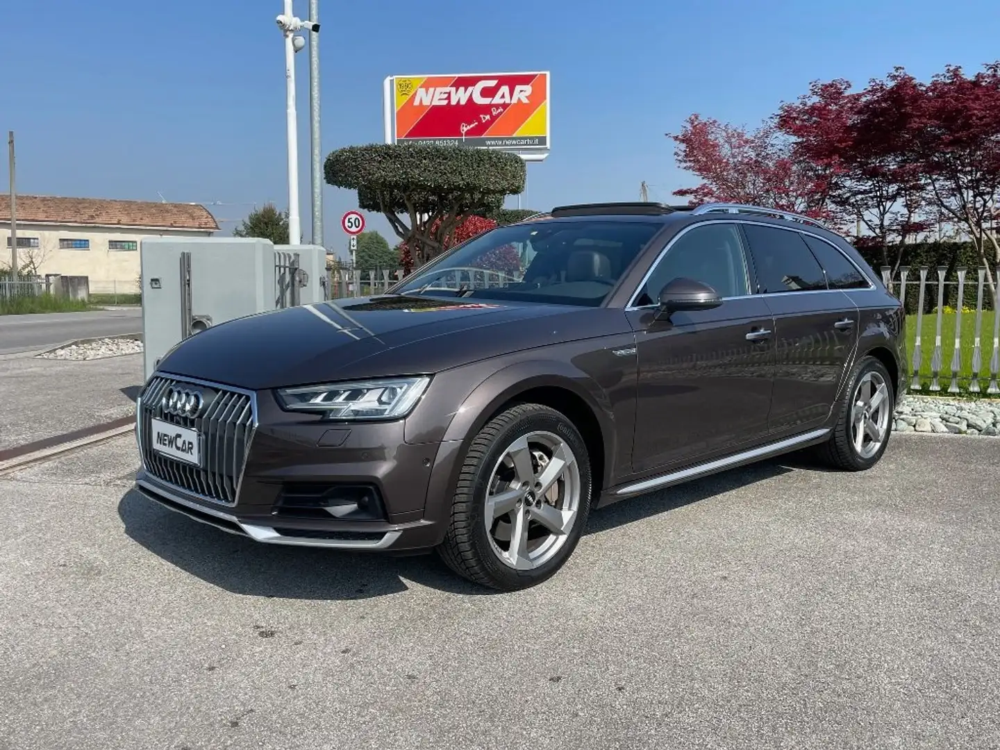 Audi A4 allroad 3.0 TDI V6 Business Evolution 272cv tiptronic Brun - 1