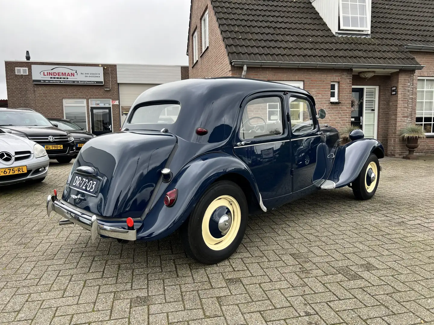 Citroen Traction Avant 11BL 1957 (Prachtige en perfecte staat) Blauw - 2