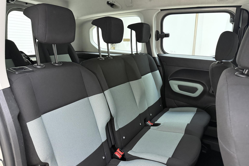 Citroen Berlingo XL 1.2 PureTech Live 7p. UNIEK! 7 Zitplaatsen | Na — photo 13