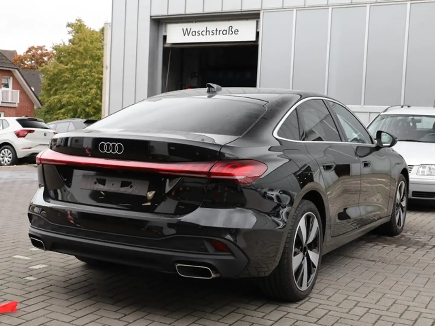 Audi A5 Limousine TFSI AHK LED LM19 ACC Kamera Navi+ Schwarz - 2