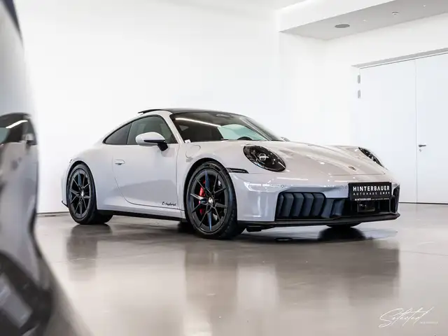 Porsche 911 Carrera 4 GTS*PASM-SPORTFAHWERK*ABGASANL.*PTV* Ansicht 26