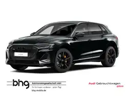 Audi e-tron 300
