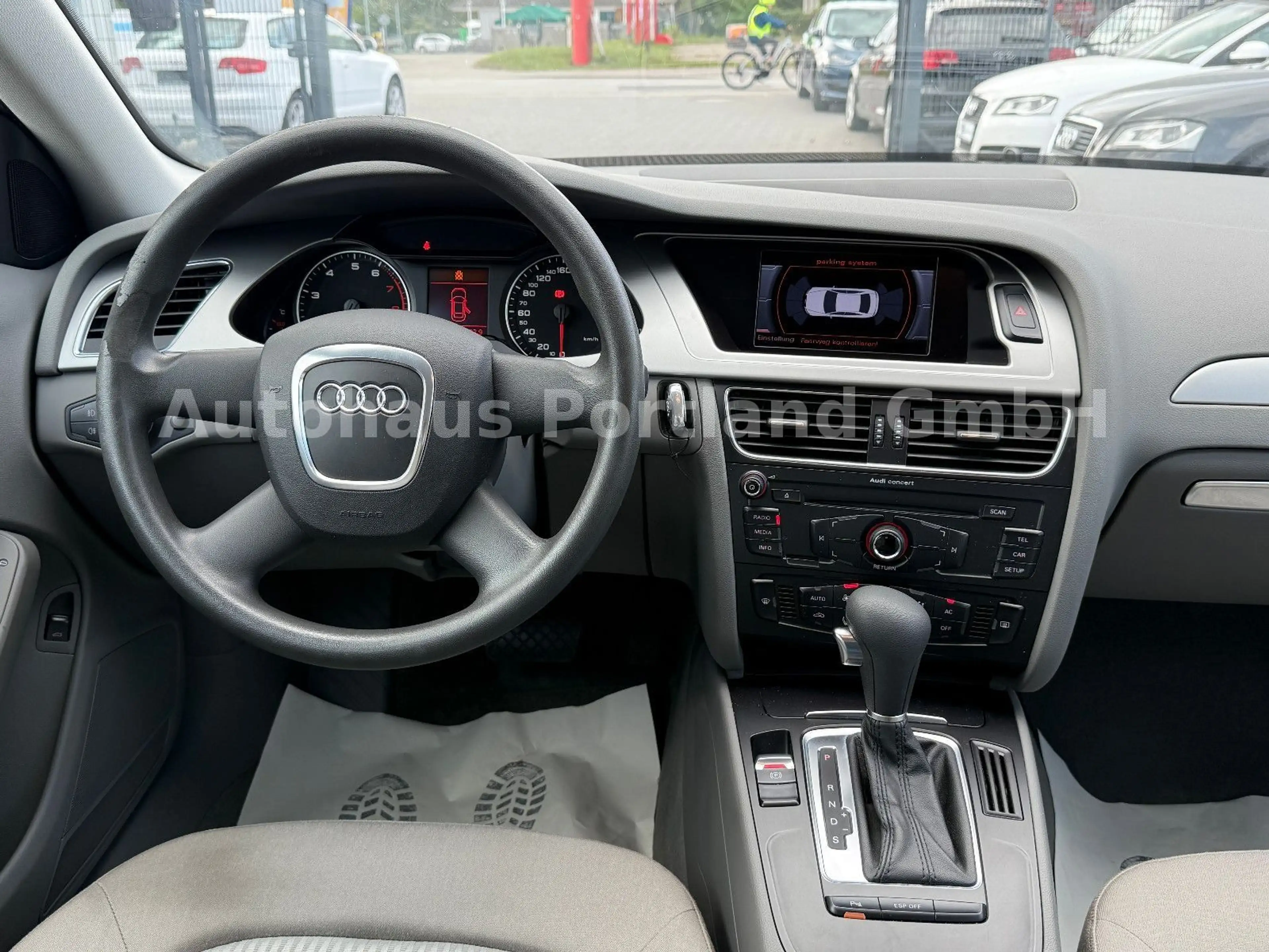 Audi A4 Lim. Attraction Aut./S-Heft/95TKM/HU NEU/PDC — photo 10