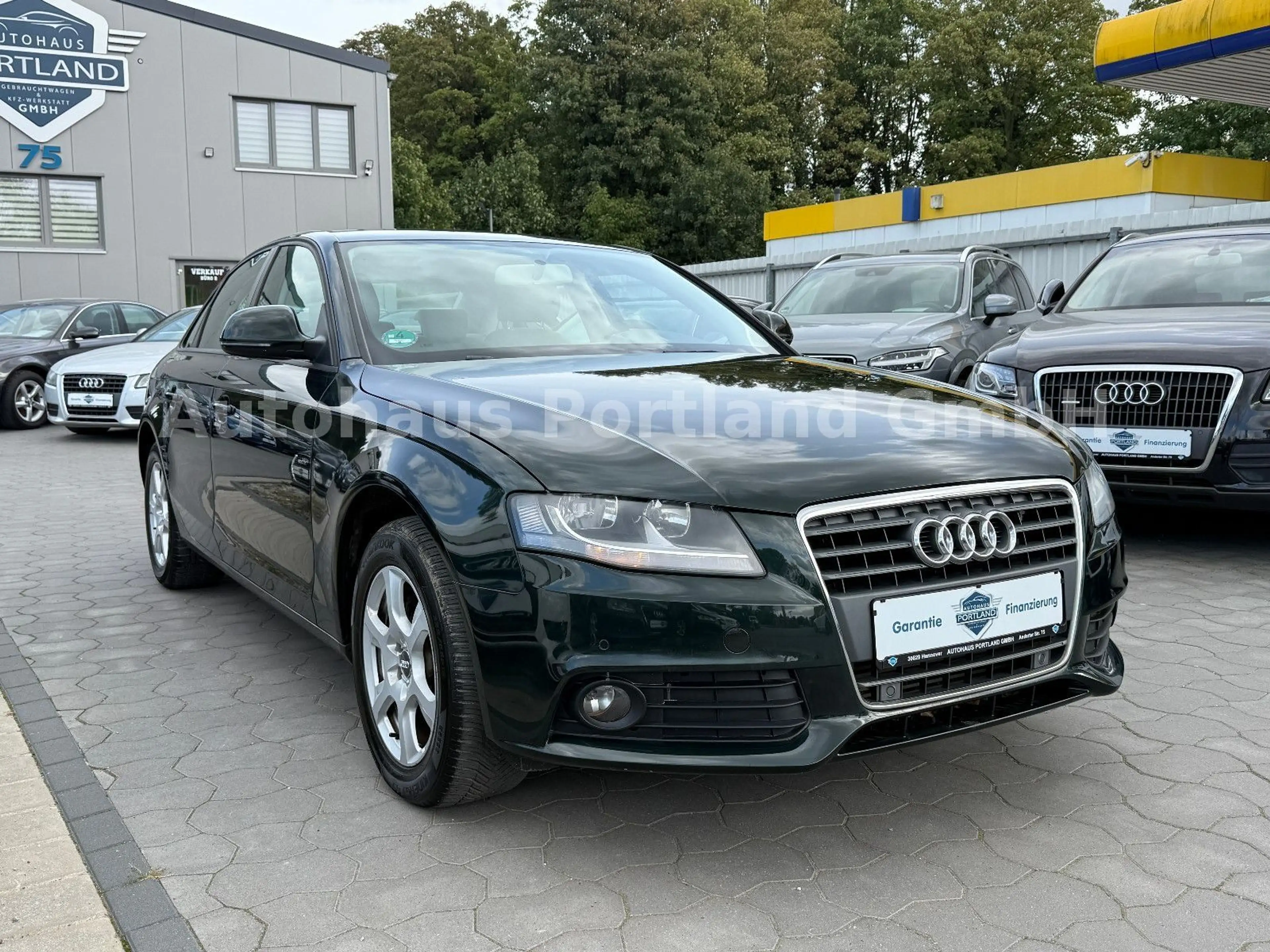 Audi A4 Lim. Attraction Aut./S-Heft/95TKM/HU NEU/PDC — photo 3