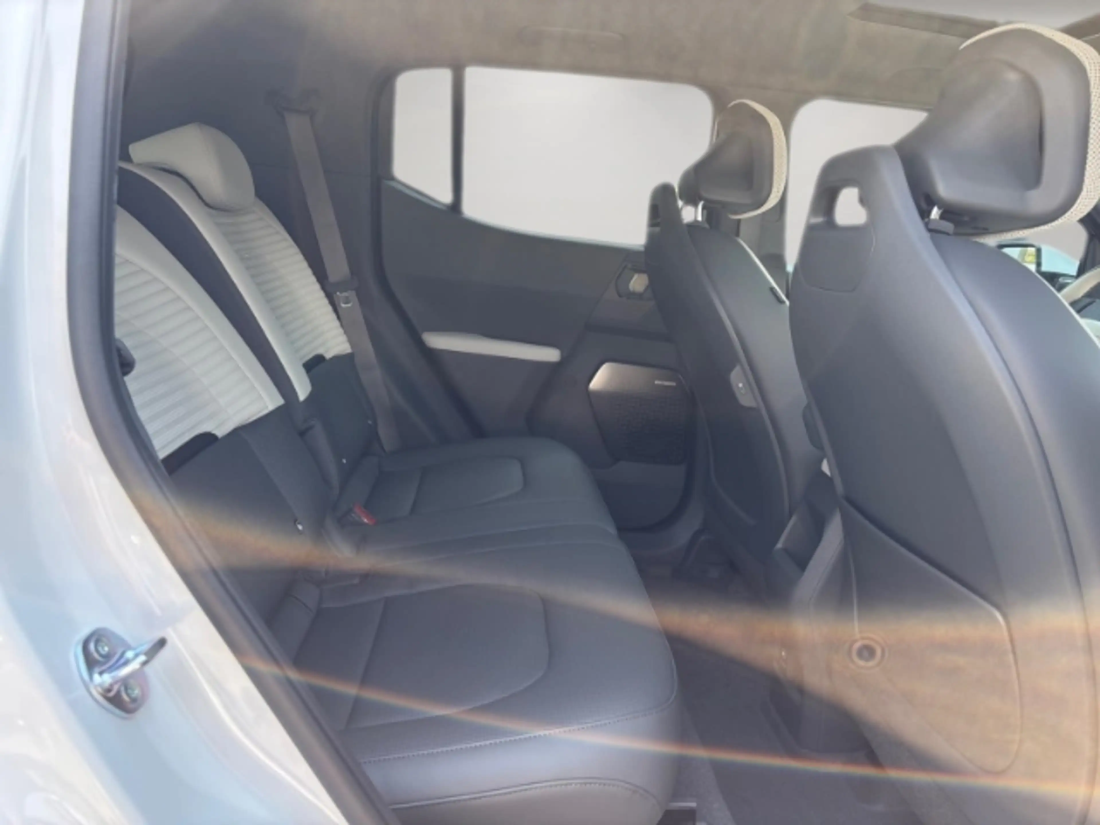 Kia EV2 GT-Line 61 kWh GLASDACH,360°KAMERA,MEMORY,WÄRMEPUM — photo 13