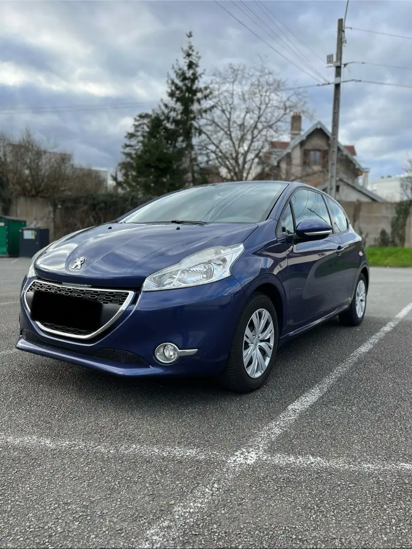 Peugeot 208 1.2 VTi 82ch BVM5 Allure Bleu - 1