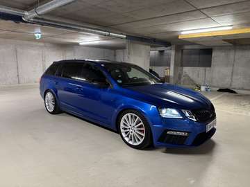 Combi RS 245 2,0 TSI DSG