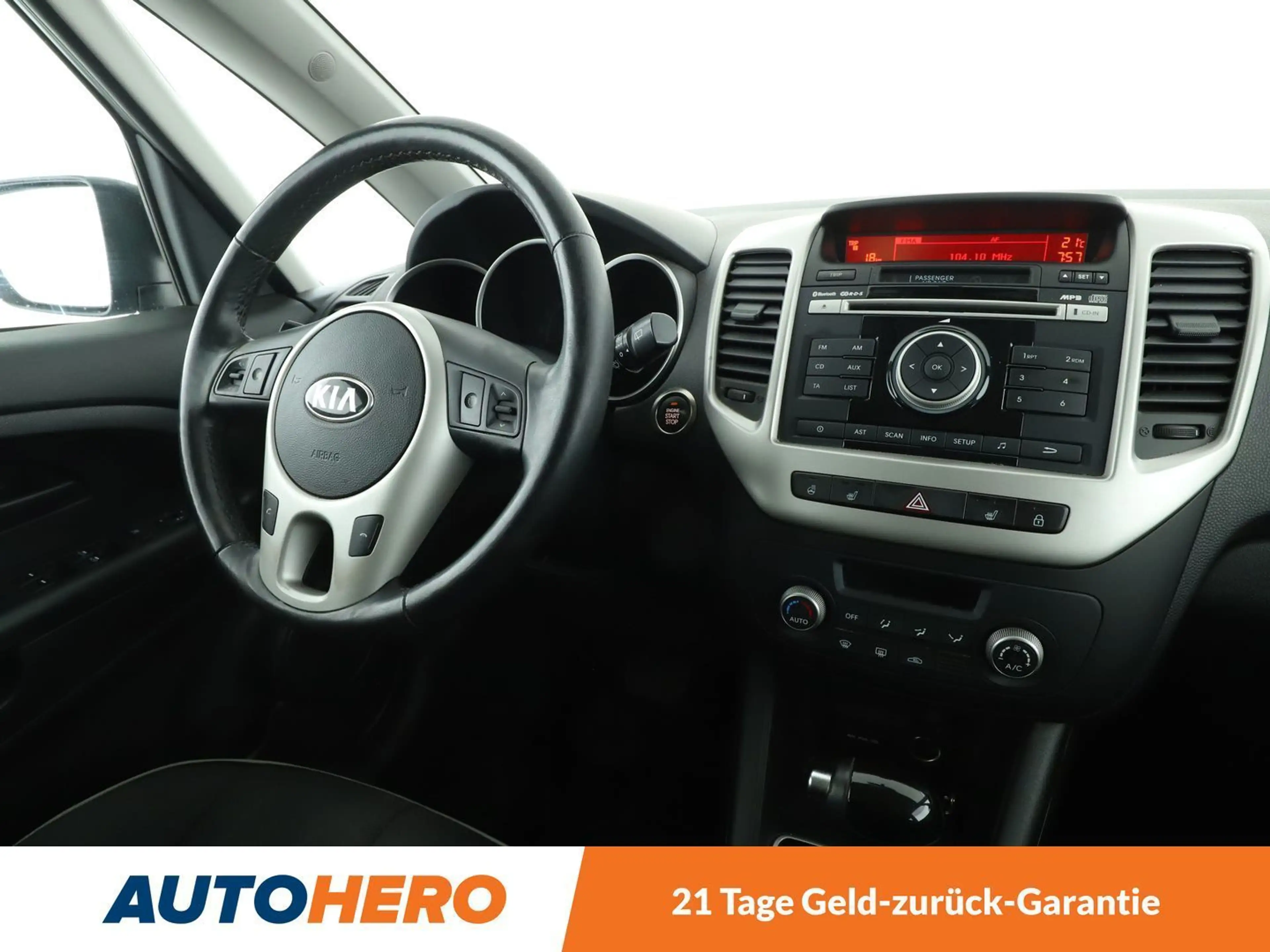 Kia Venga 1.6 Dream Team *PDC*SHZ*ALU* — photo 13