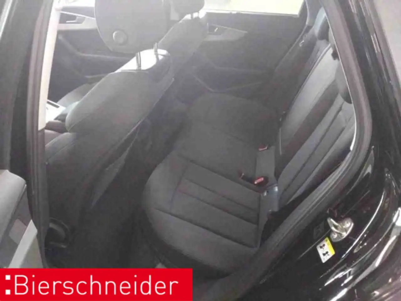 Audi A4 Av 40 TDI advanced AHK PANO NAVI SHZ 6