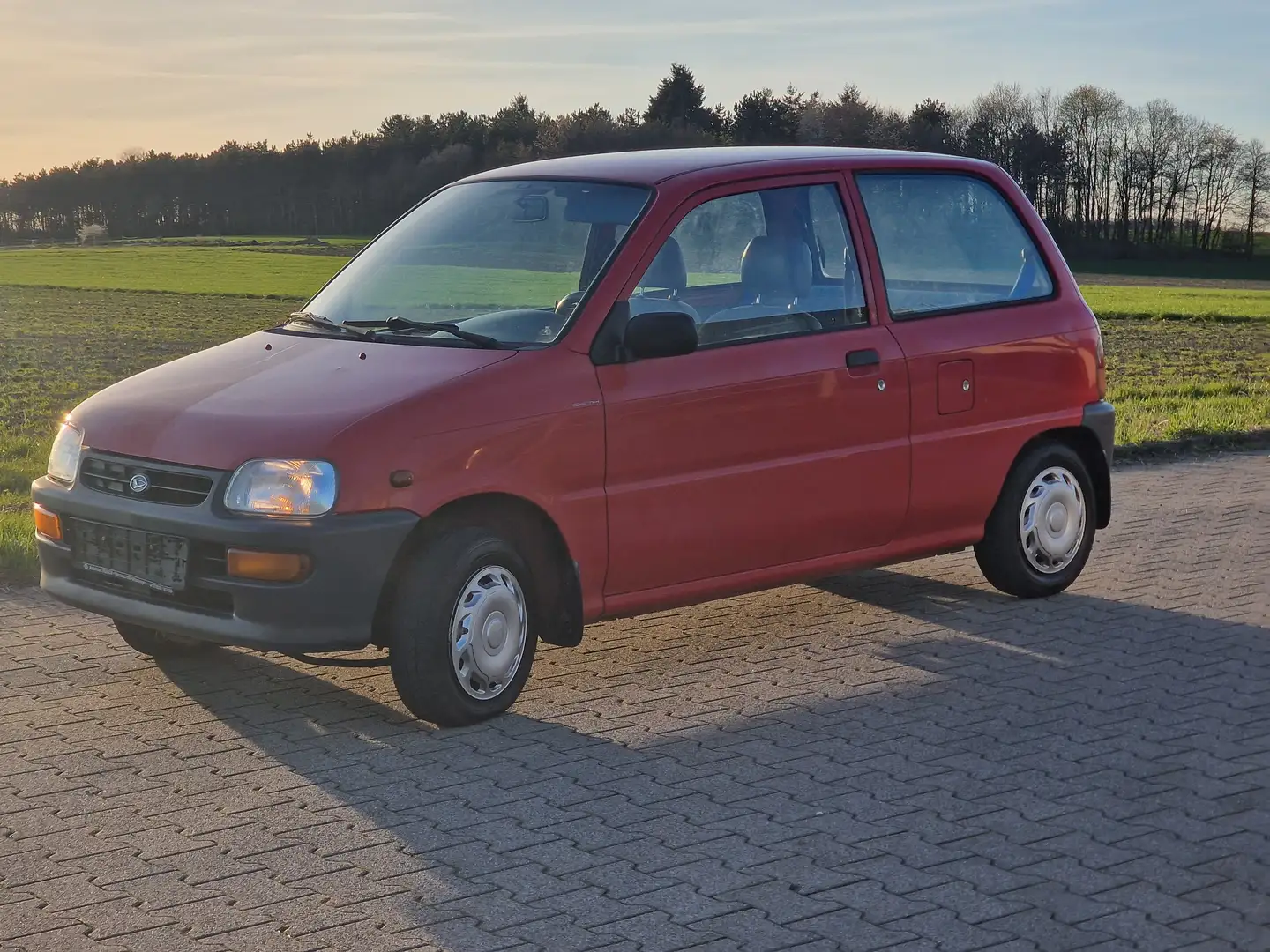 Daihatsu Cuore GL Czerwony - 1