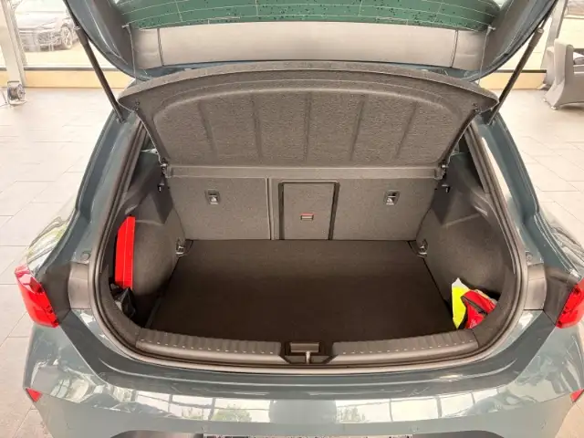 Cupra Leon view 9