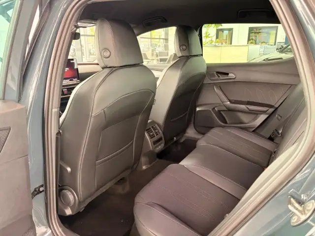 Cupra Leon view 12