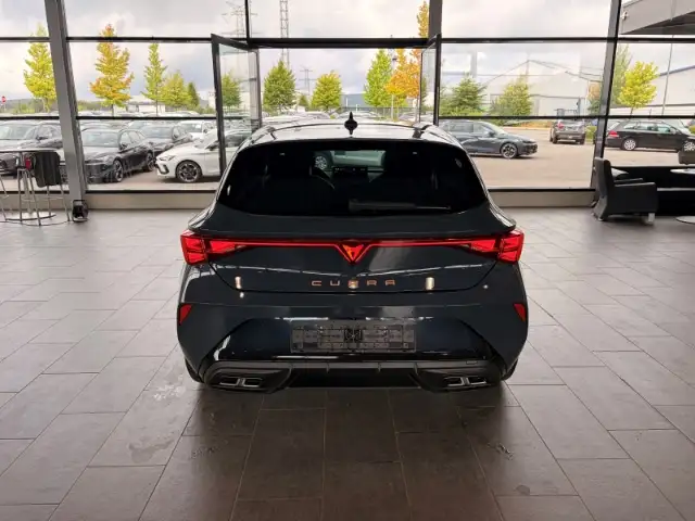 Cupra Leon view 5