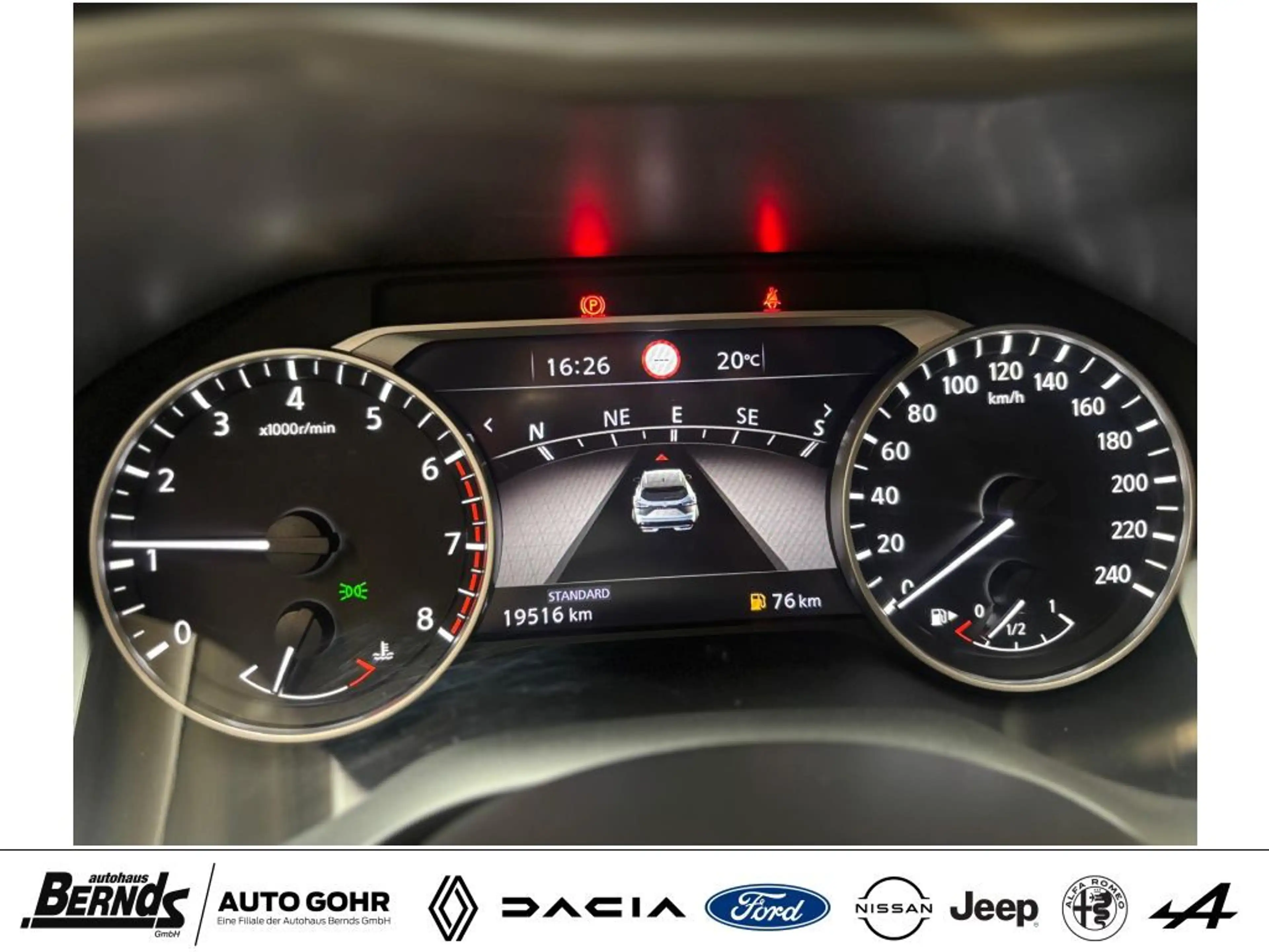 Nissan Qashqai 1.3 Acenta Klima PDC Navi 360 WinterP. LED LMF uvm — photo 11