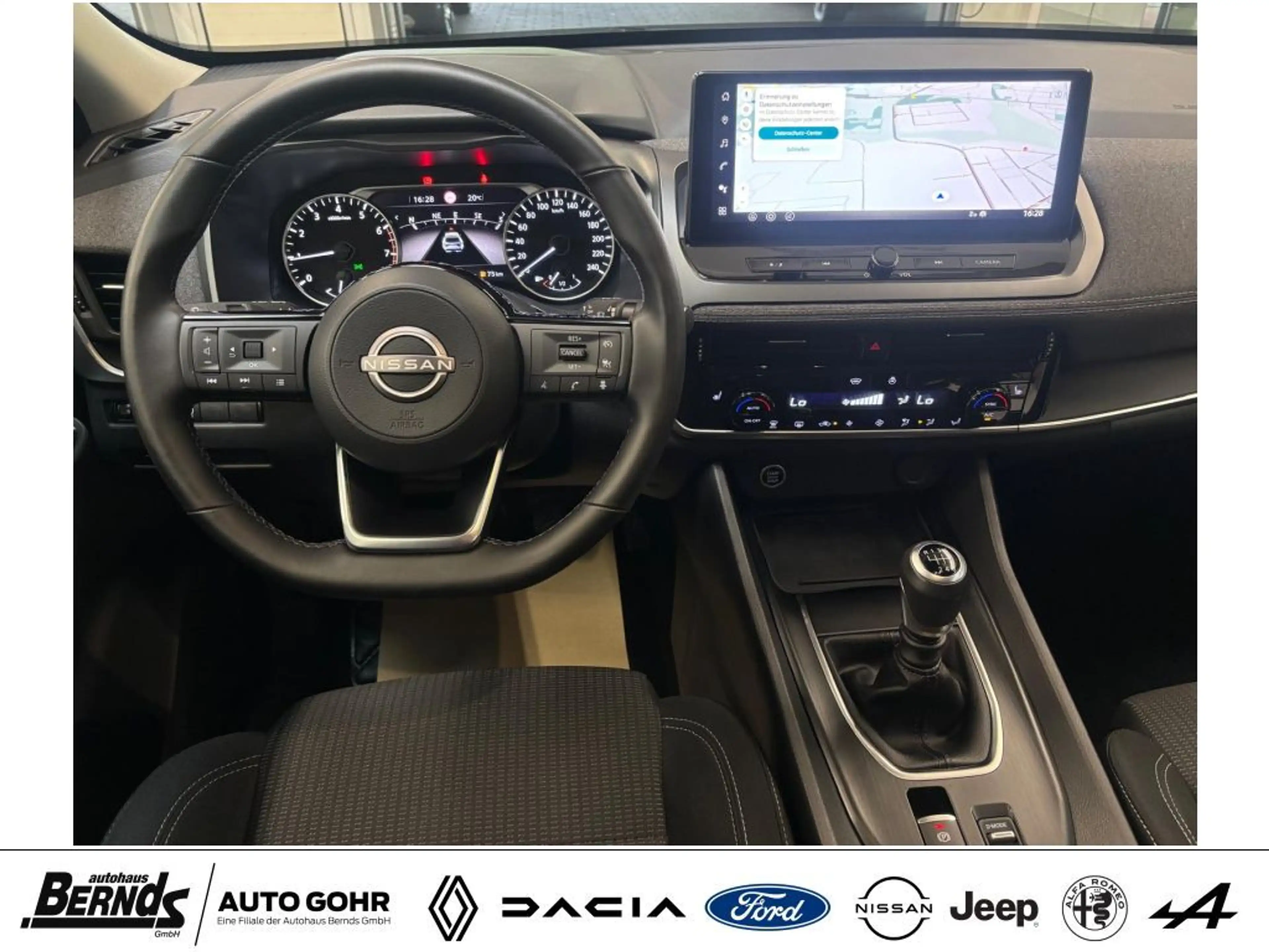 Nissan Qashqai 1.3 Acenta Klima PDC Navi 360 WinterP. LED LMF uvm — photo 10
