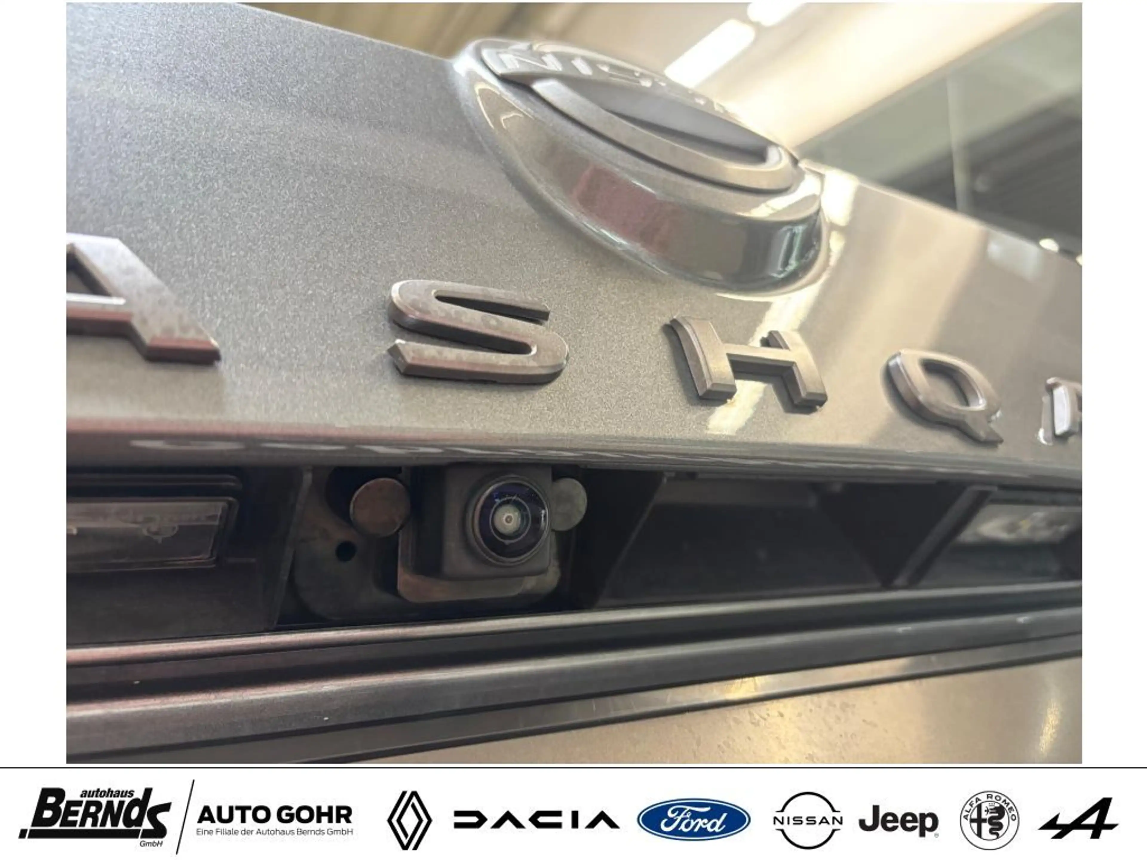 Nissan Qashqai 1.3 Acenta Klima PDC Navi 360 WinterP. LED LMF uvm — photo 7