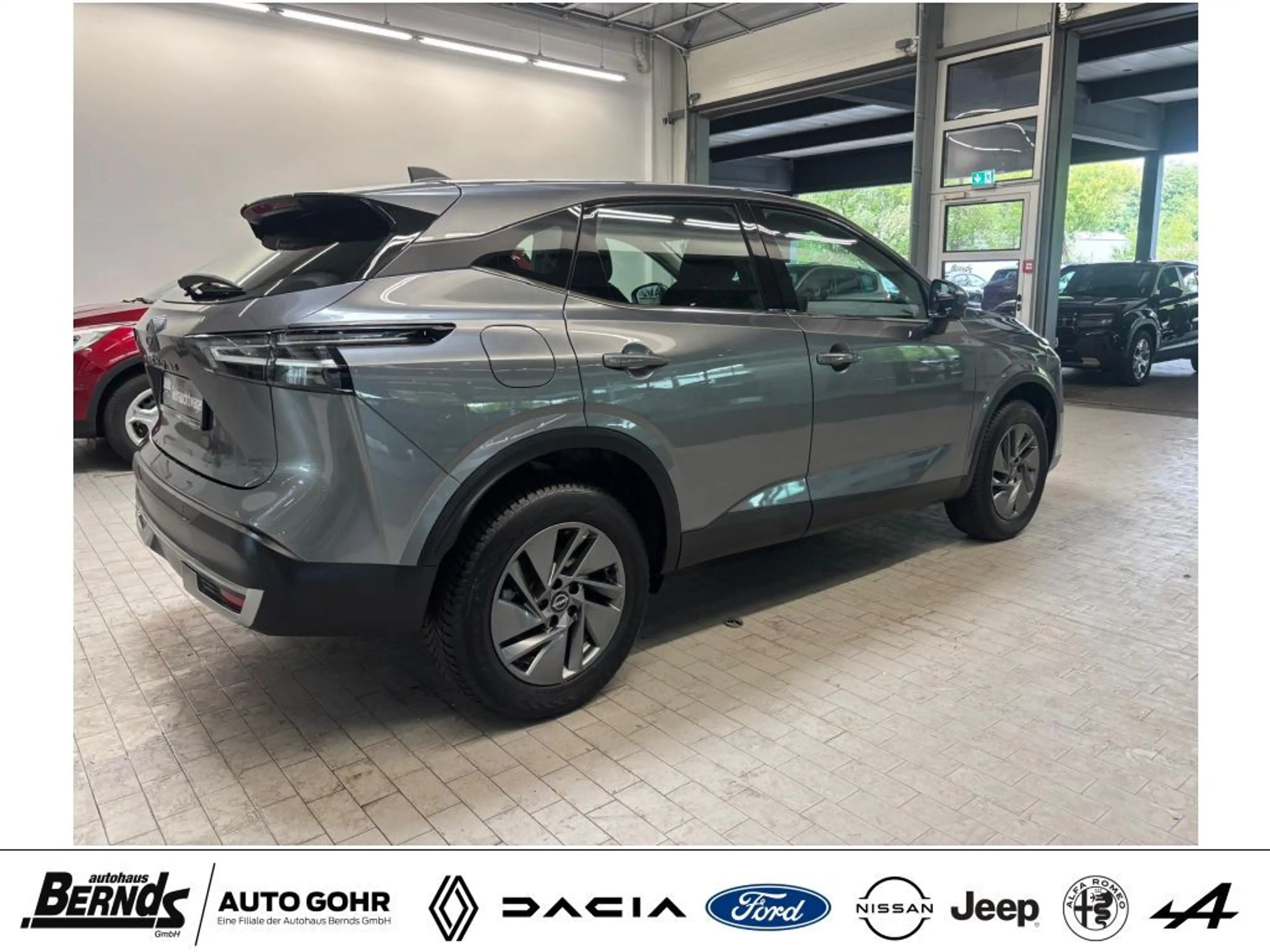 Nissan Qashqai 1.3 Acenta Klima PDC Navi 360 WinterP. LED LMF uvm — photo 5