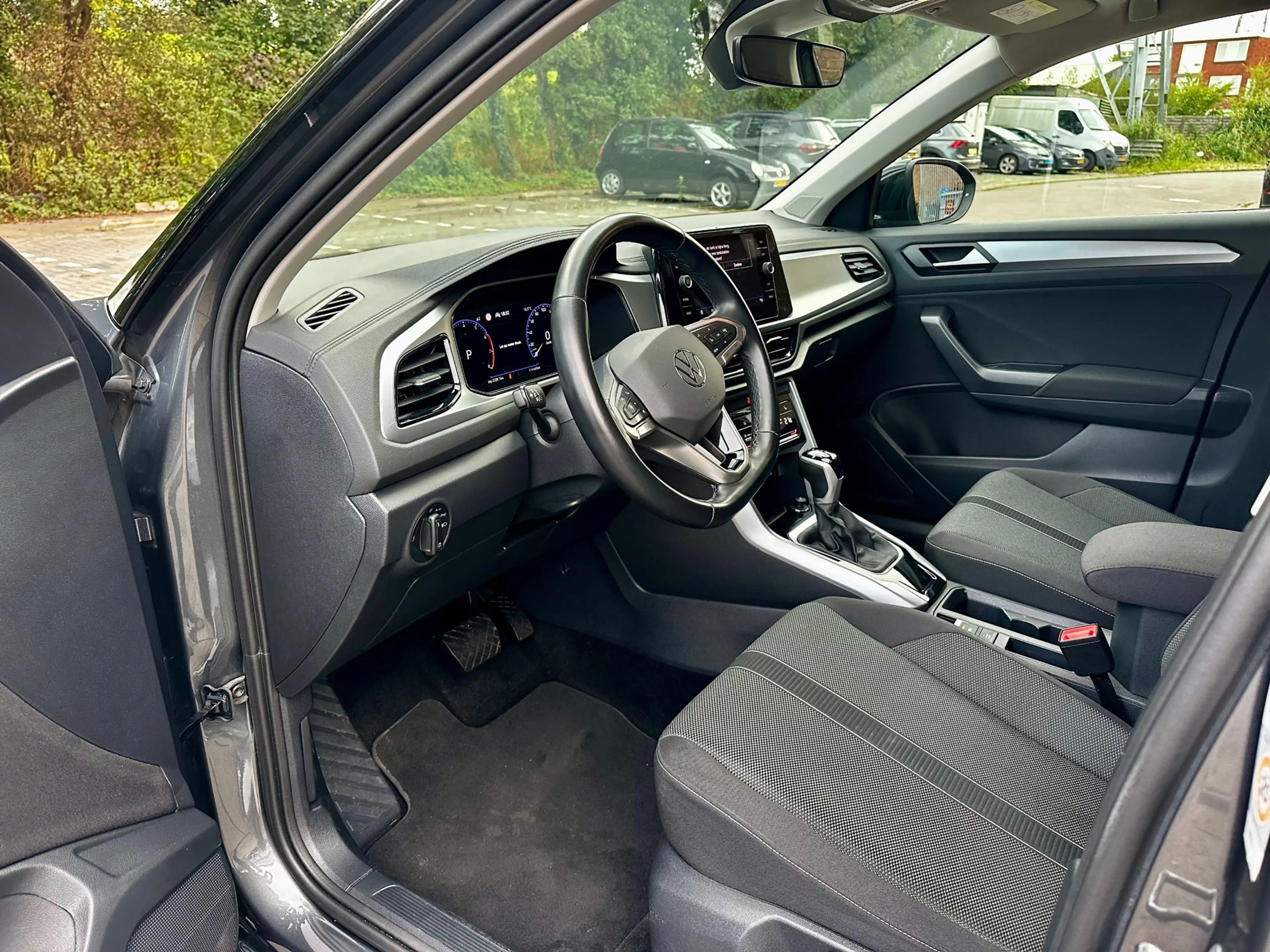 Volkswagen T-Roc 1.5 TSI Highline Trekhaak/Led/Camera… — photo 10