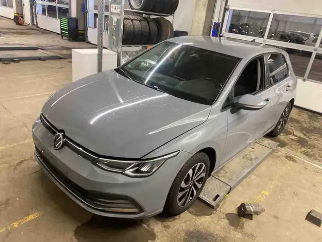 Volkswagen Golf Active 1.5 TSI DSG NAVI KAMERA ACC ALU APS SITZHEIZUNG CLIMATRONIC