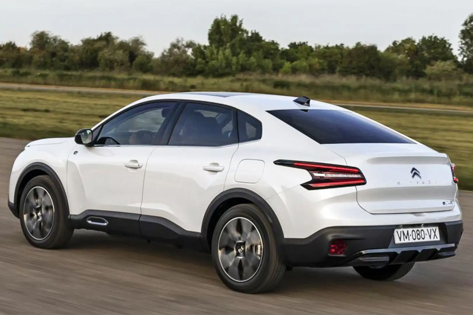 Citroen C4 X Hybrid Business Edition eDSC6 145 Blanc - 1