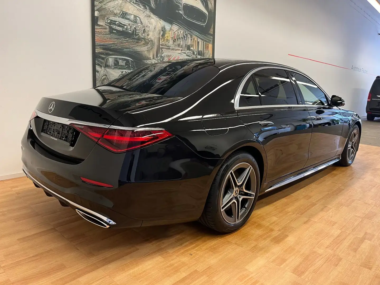 Mercedes-Benz S 580 e lang AMG-Line Sound Pano Chauffeur 4D HT Schwarz - 2