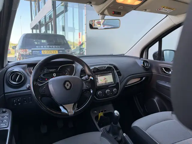 Renault Captur view 4