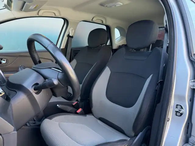 Renault Captur view 5