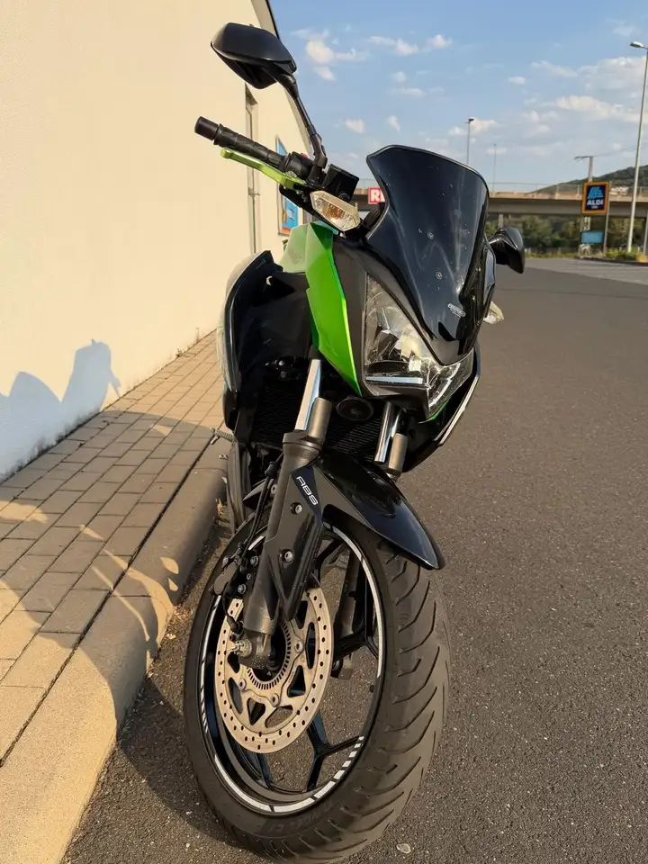 Kawasaki Z 300