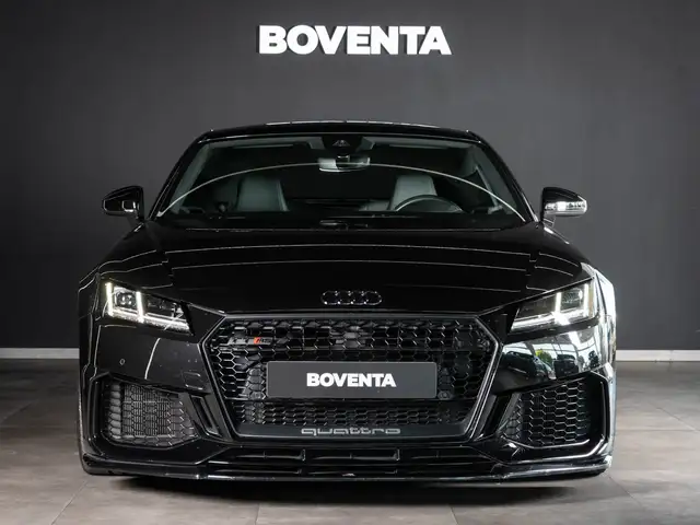 Audi TT view 2
