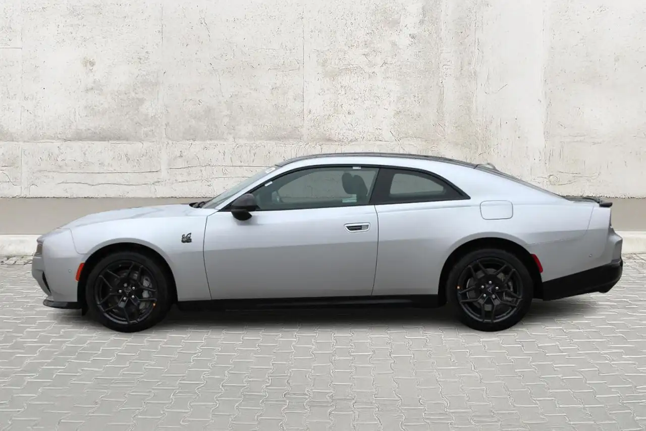 Dodge Charger снимка Dodge Charger
