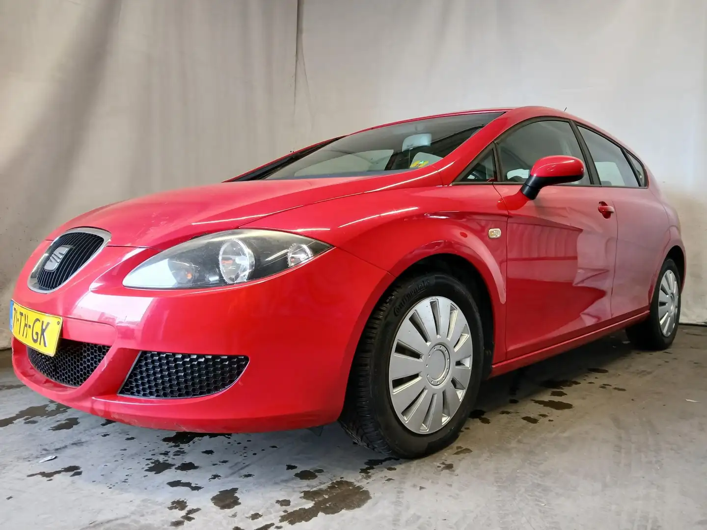 SEAT Leon 1.9 TDI Reference Schadeauto!! Rouge - 2