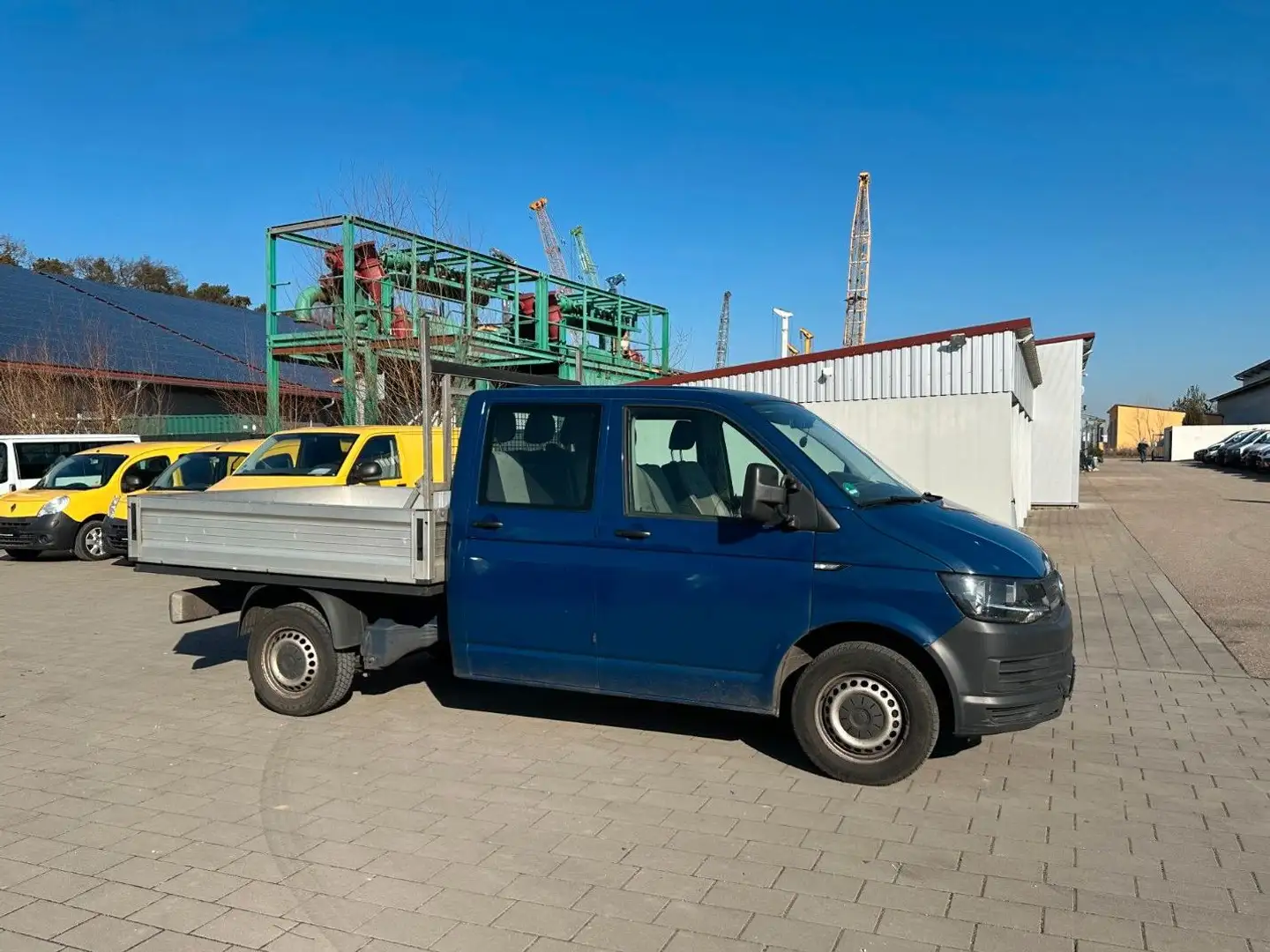 Volkswagen T6 Transporter T6 Doppelkabine Pritsche Doka/ Klima/ AHK Blau - 1