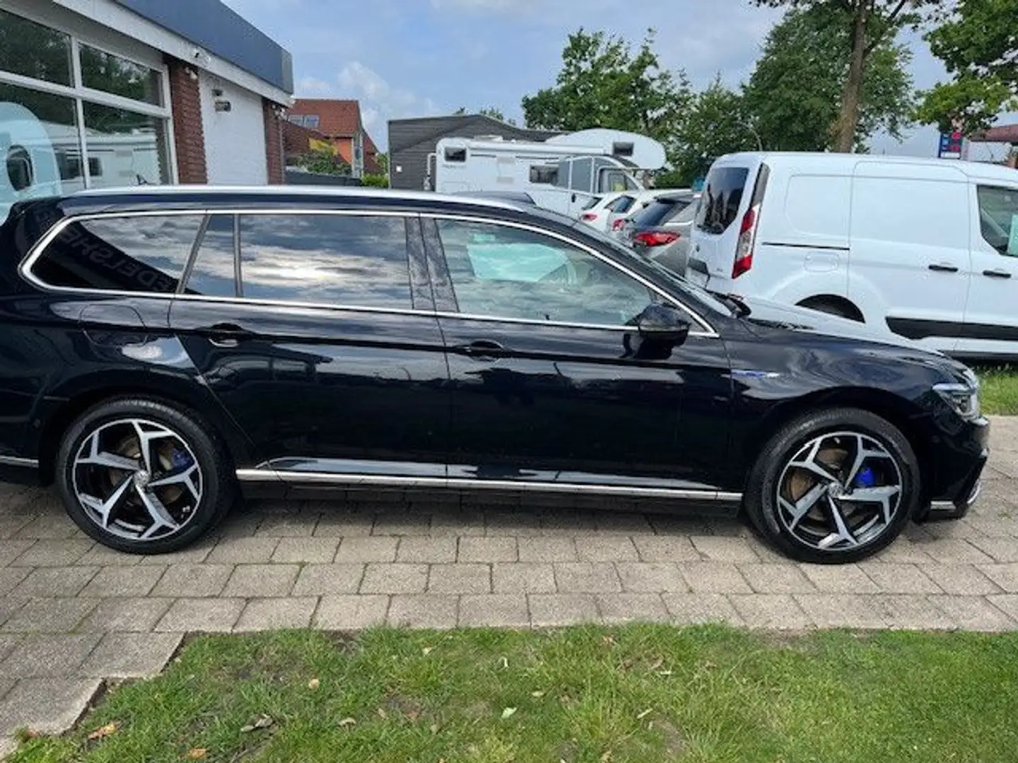 Volkswagen Passat Variant Passat Var GTE R-LINE/HIGH ALCANT MATRIX DCC AHK Zwart - 2