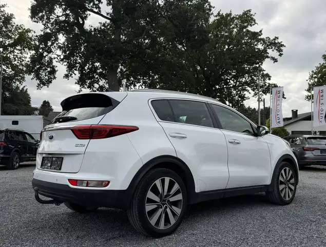 Kia Sportage view 3