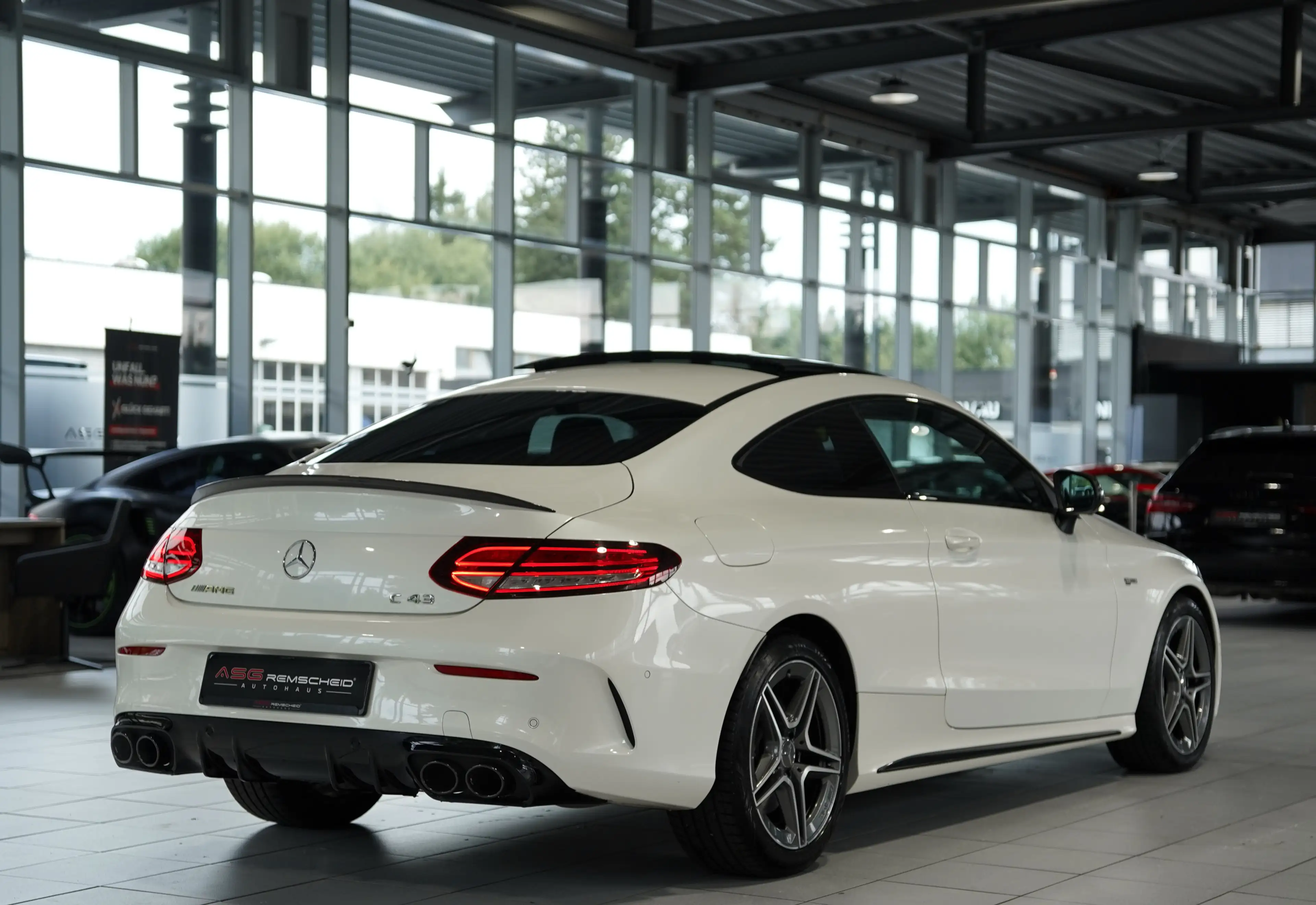 Mercedes-Benz C 43 AMG 4M Coupé *2.H *Perf-AGA*Pano*Perf-Sitze — photo 7