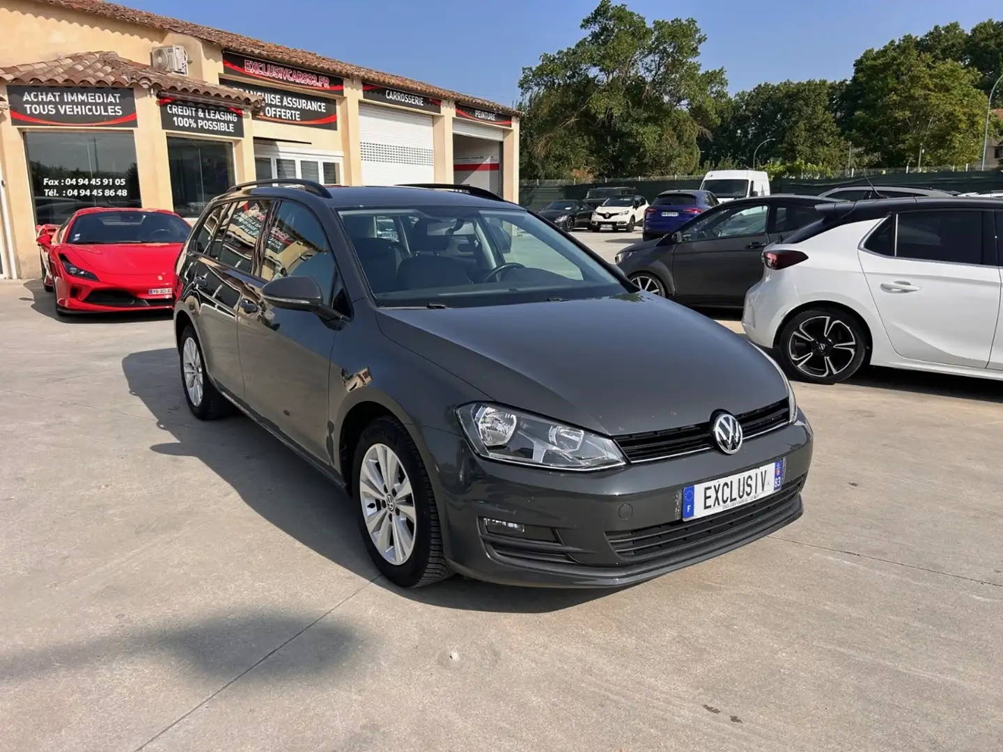 Volkswagen Golf 1.6 TDI 110CH BLUEMOTION TECHNOLOGY FAP CONFORTLINE DSG7 Grijs - 2