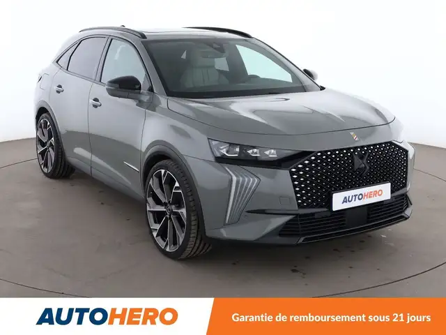 DS Automobiles DS 7 view 8