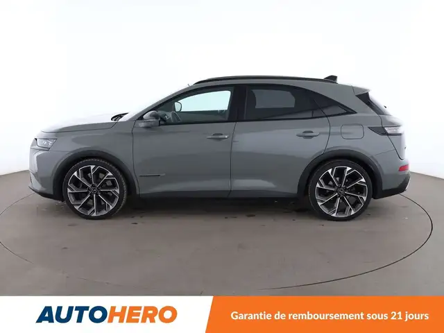 DS Automobiles DS 7 view 3