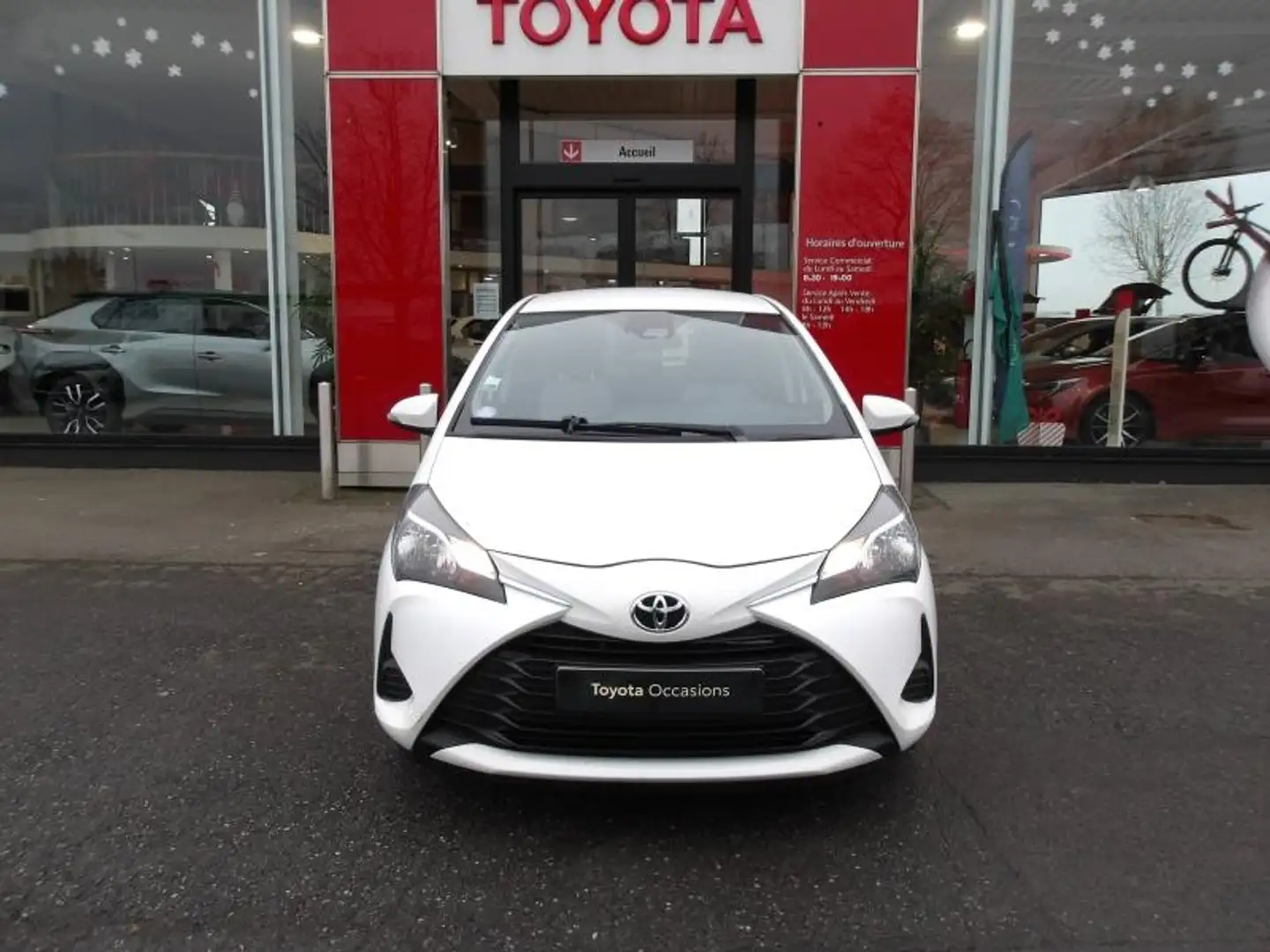 Toyota Yaris 110 VVT-i Ultimate 5p Blanc - 2