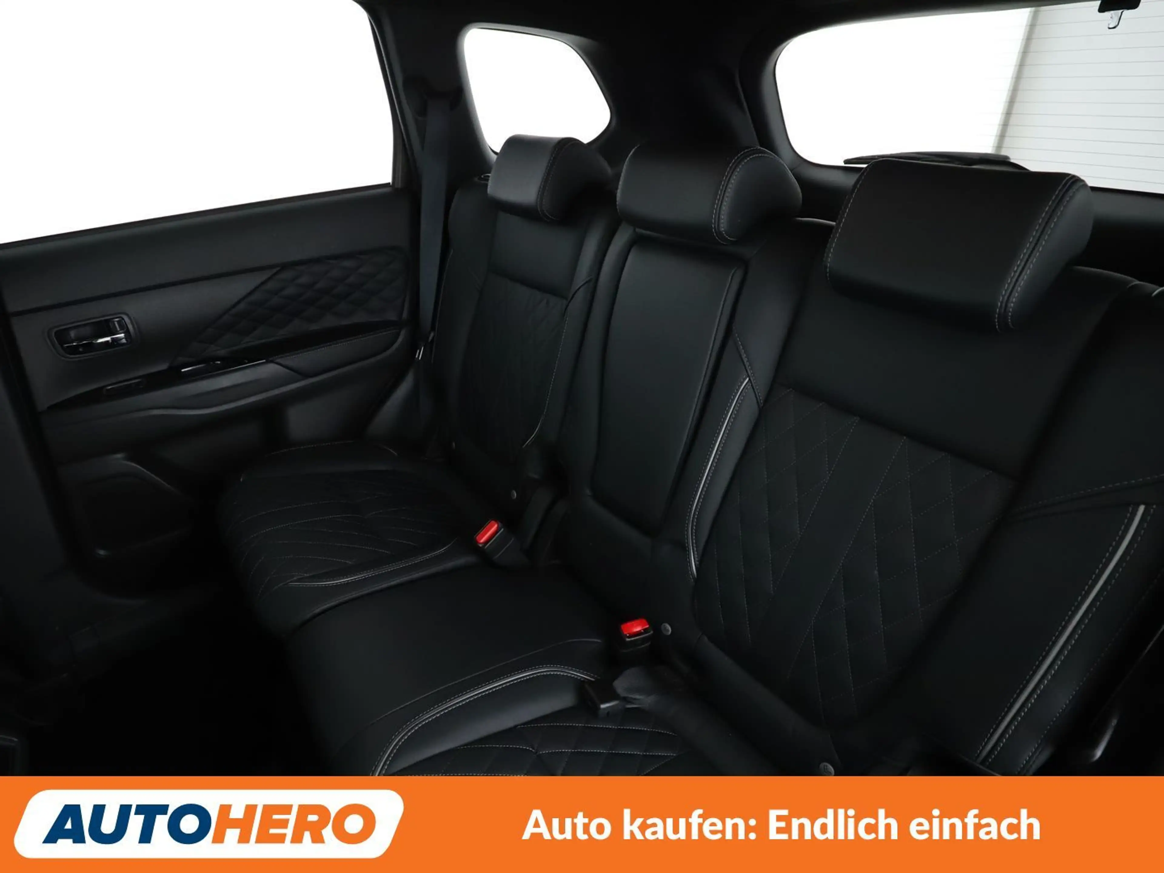Mitsubishi Outlander 2.4 PHEV Plus Spirit 4WD Aut.*NAVI*CAM*TEMPO*SHZ* — photo 14