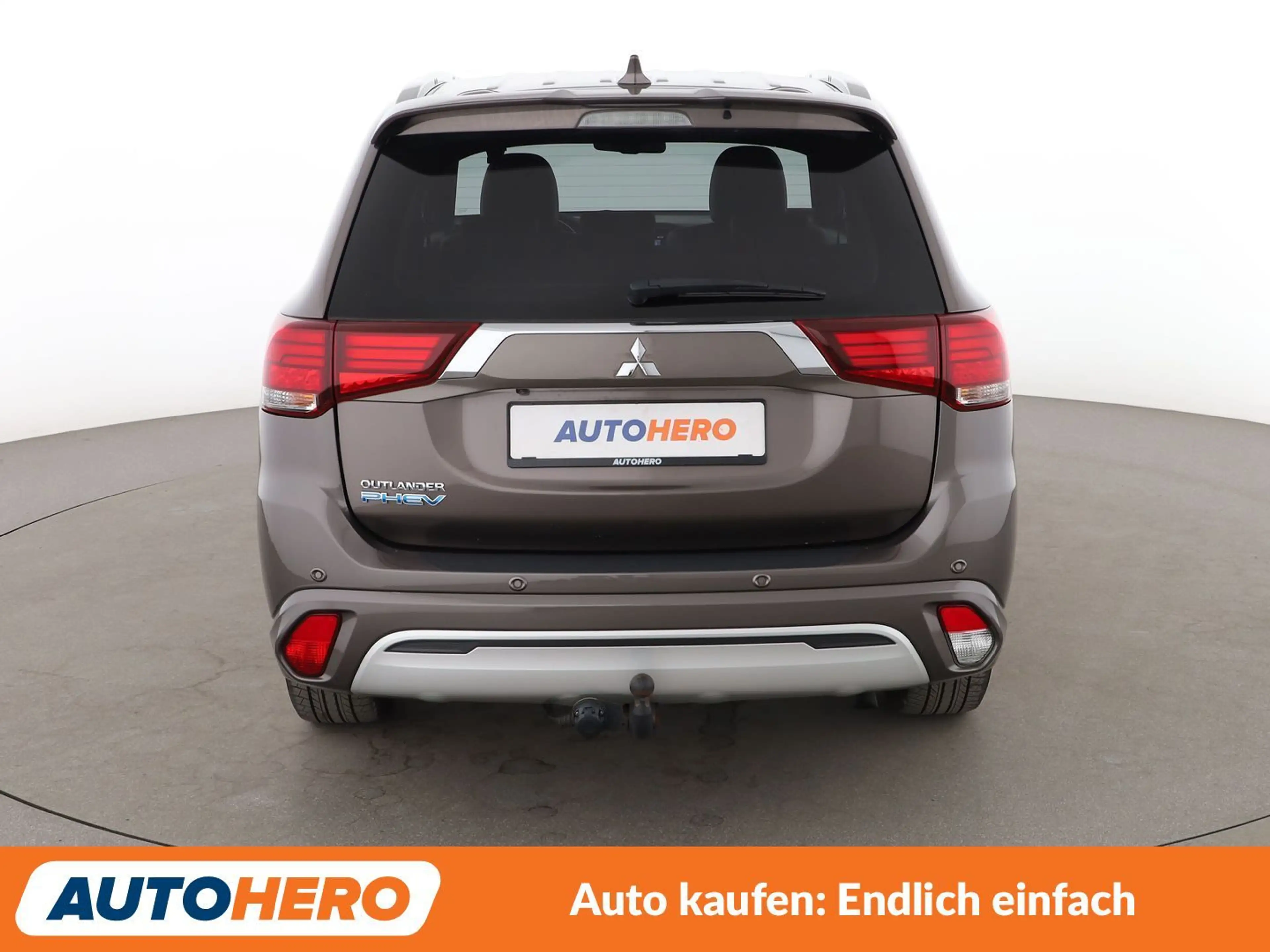 Mitsubishi Outlander 2.4 PHEV Plus Spirit 4WD Aut.*NAVI*CAM*TEMPO*SHZ* — photo 5